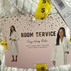 Room Service Cozy Wrap Robe Cable Textured Jacquard Fabric Ivory Small NWT